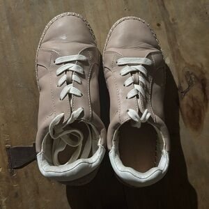 Universal Thread Beige Textile Lined Footwear